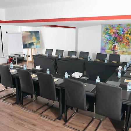 Nj Hotel Rabat Extérieur photo