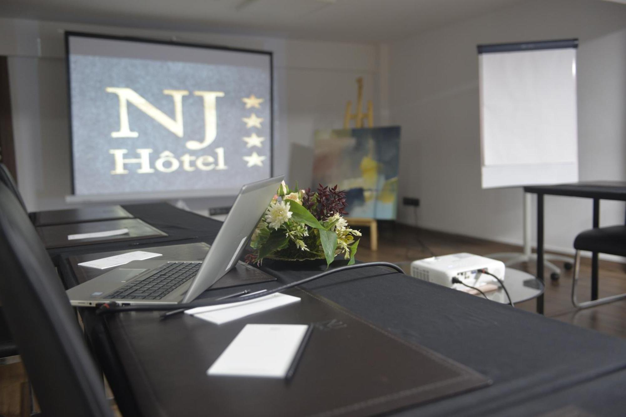 Nj Hotel Rabat Extérieur photo