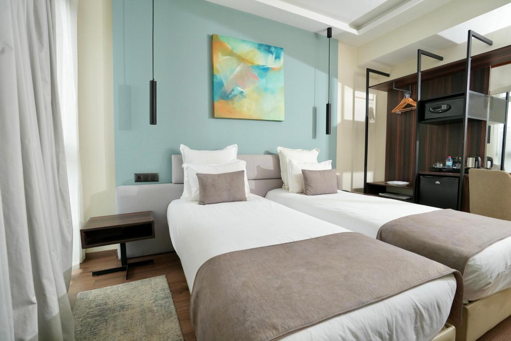 Nj Hotel Rabat Extérieur photo