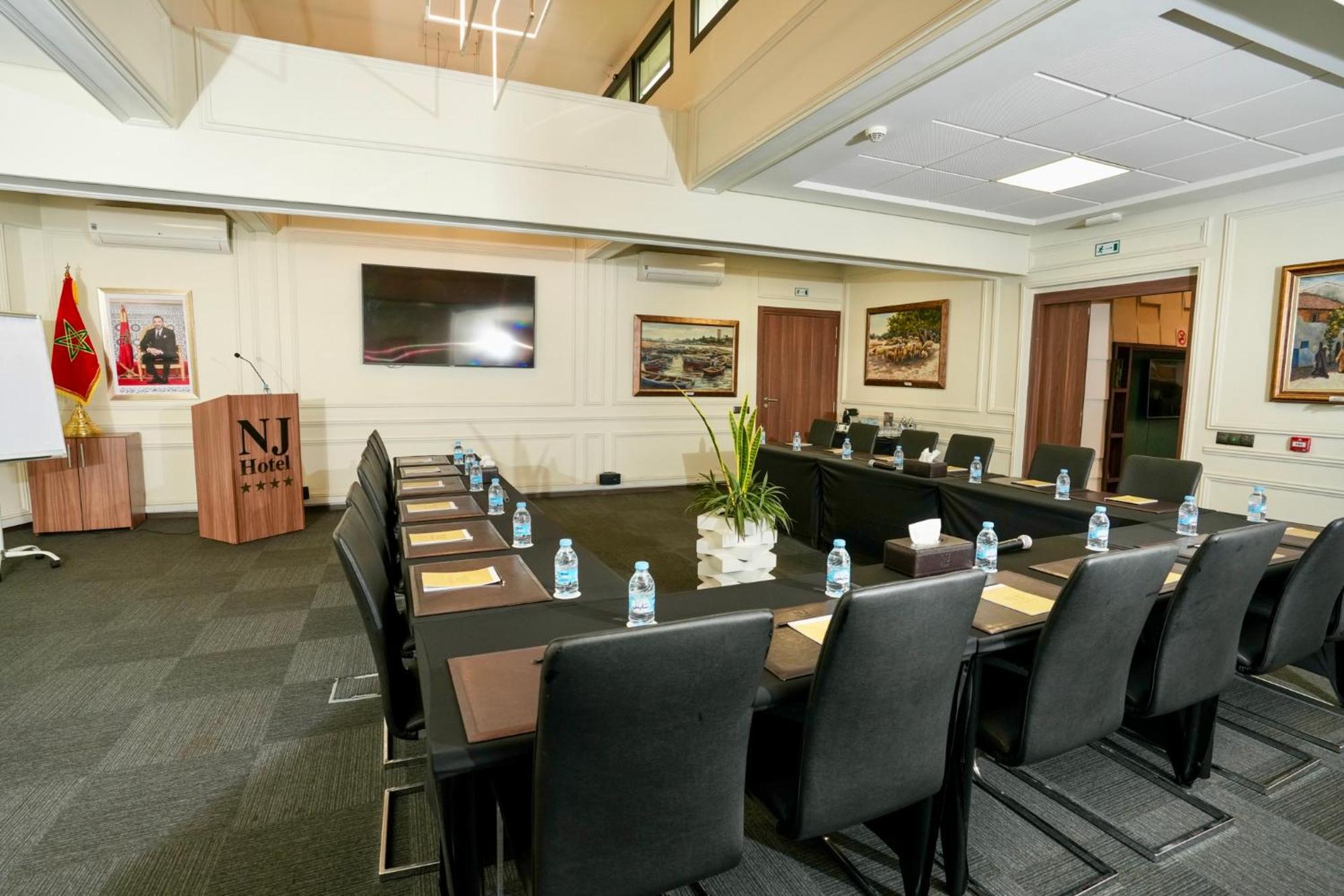 Nj Hotel Rabat Extérieur photo